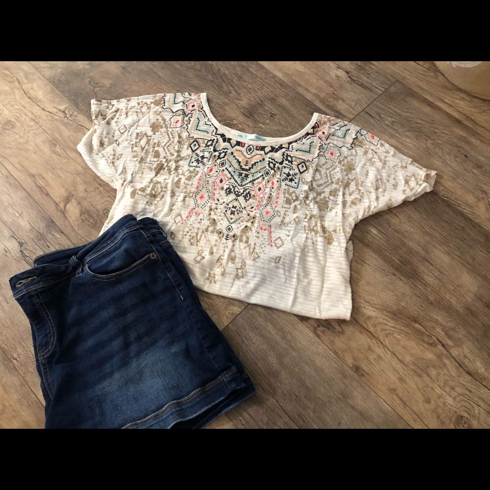 Maurice’s Tribal Print Tee
